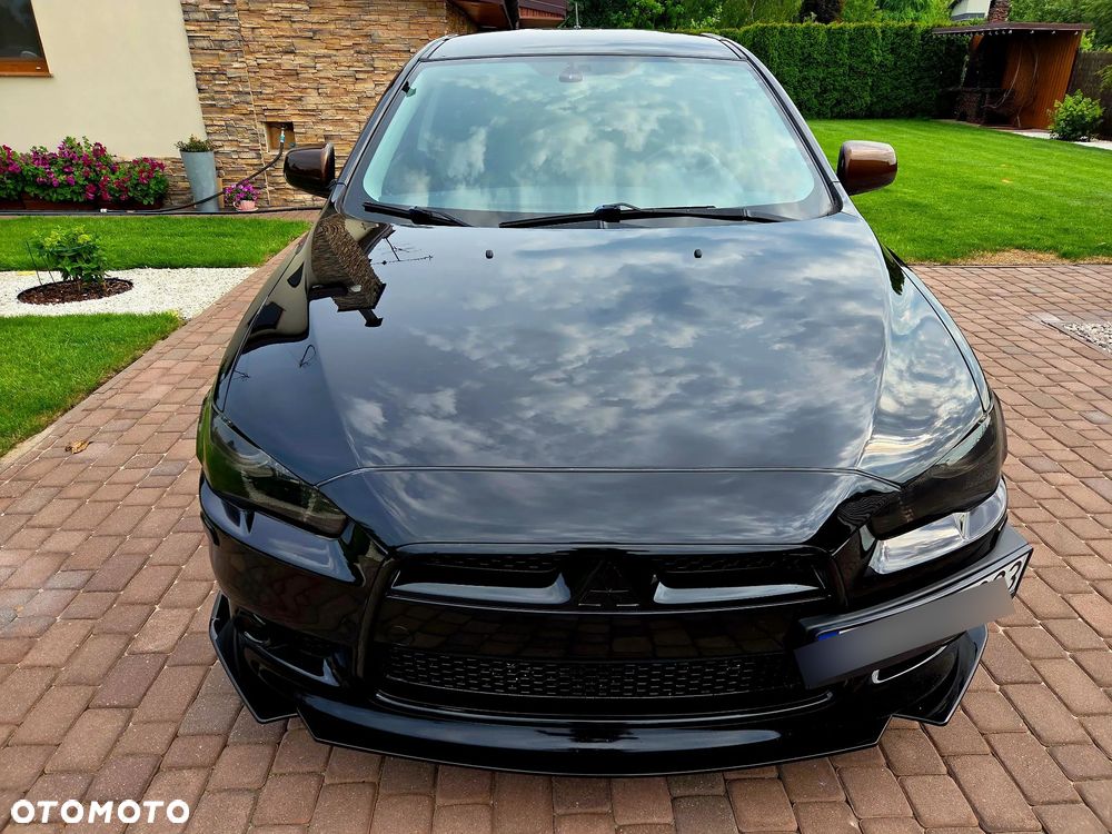 Mitsubishi Lancer - 10