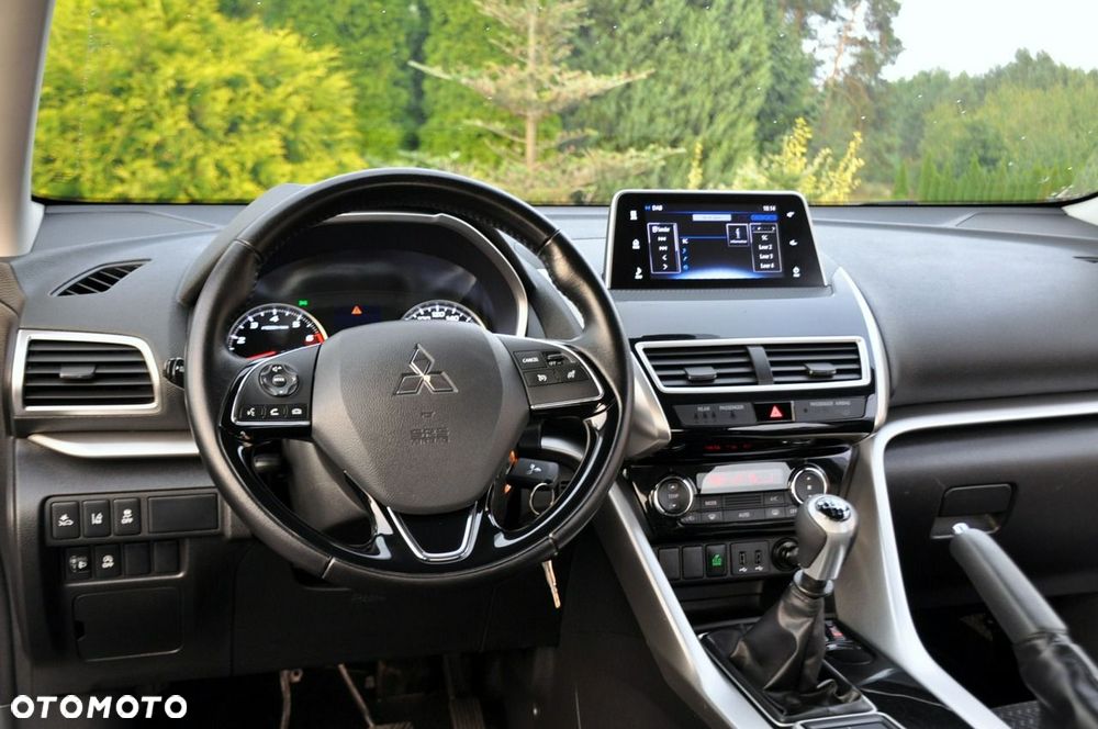 Mitsubishi Eclipse Cross - 29