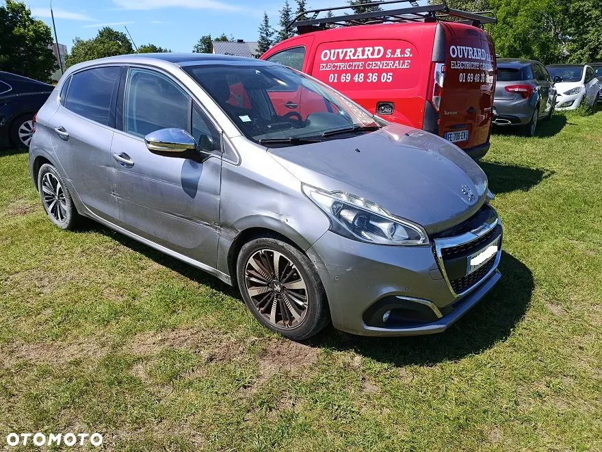 Peugeot 208 PureTech 110 Stop & Start Tech Edition - 1