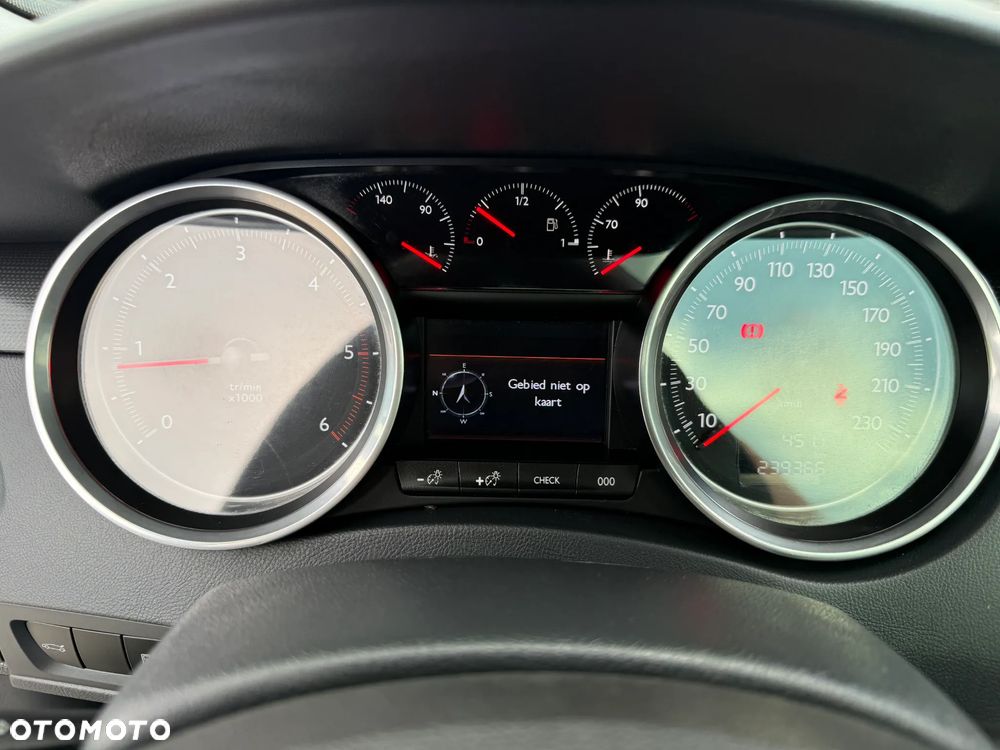 Peugeot 508 2.0 HDi Allure - 31