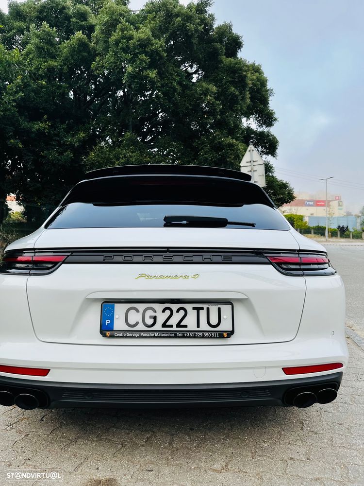 Porsche Panamera 4 E-Hybrid 10 Years Edition - 5