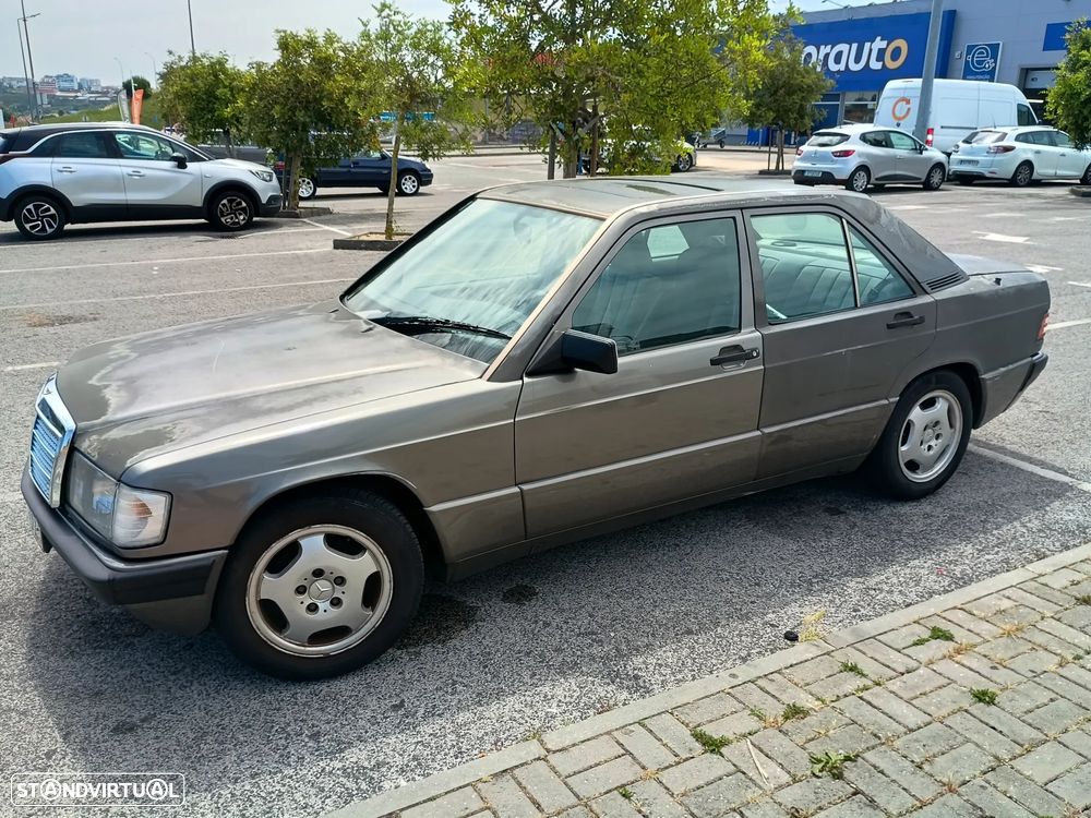 Mercedes-Benz A 190 - 1
