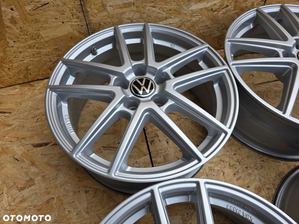 [1401] Felgi aluminiowe 17 cali VW 5x112 et40 Golf Passat Arteon - 6