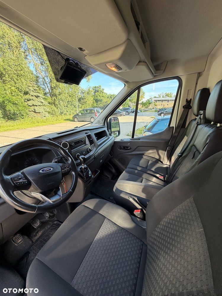 Ford Transit - 8