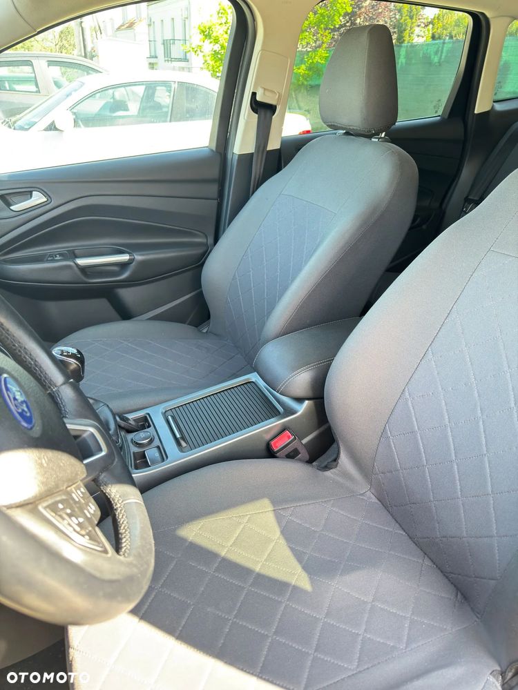 Ford Kuga - 18