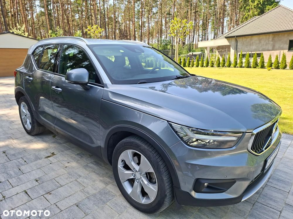 Volvo XC 40 D4 AWD Geartronic Momentum - 2