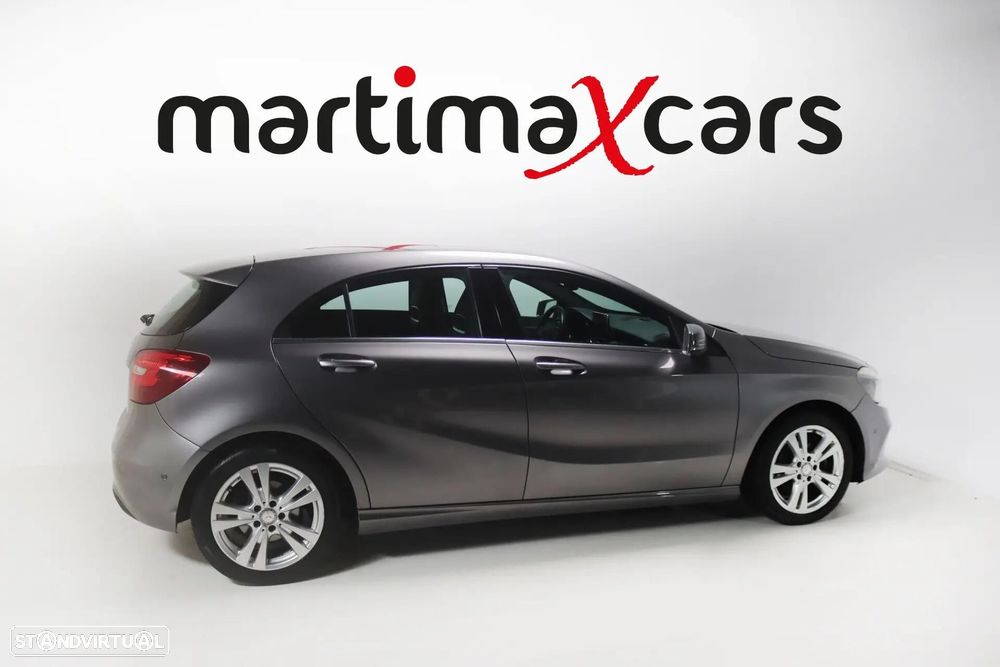 Mercedes-Benz A 180 d AMG Line - 12