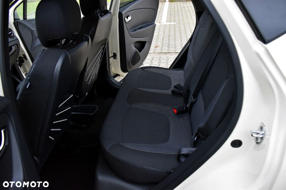 Renault Captur 0.9 Energy TCe Life EU6 - 28