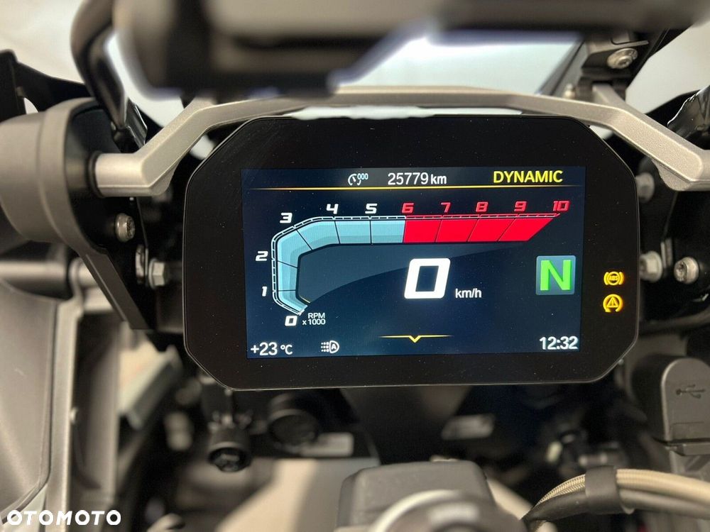 BMW R - 7
