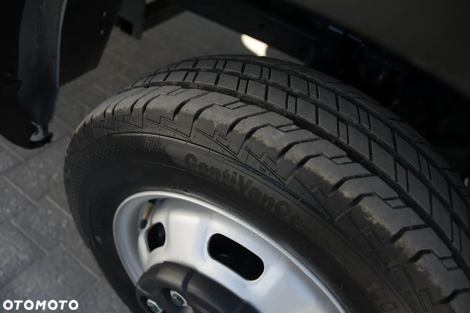 Iveco DAILY 35-150  *WYWROTKA 3-stronna * BOGATE! * ZNAKOMITY STAN! - 16