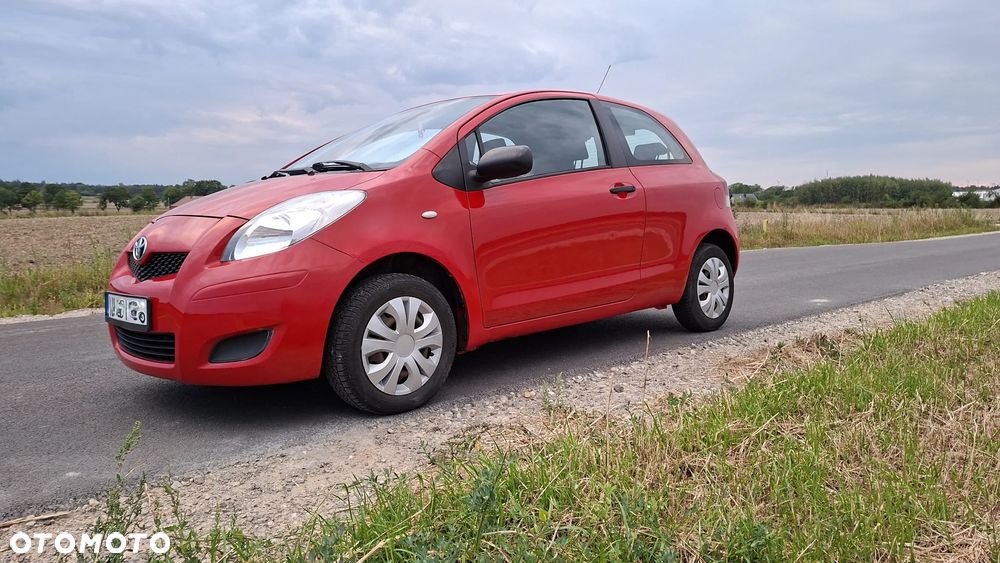 Toyota Yaris 1.0 Terra A/C - 2