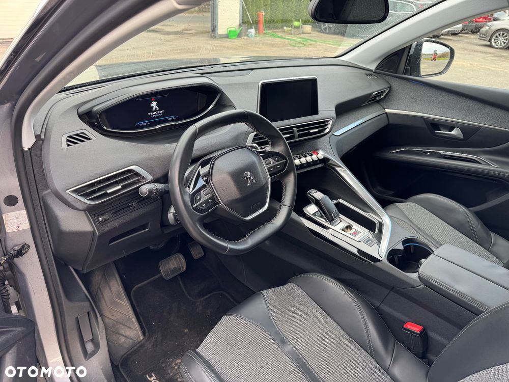 Peugeot 3008 2017 photo 5