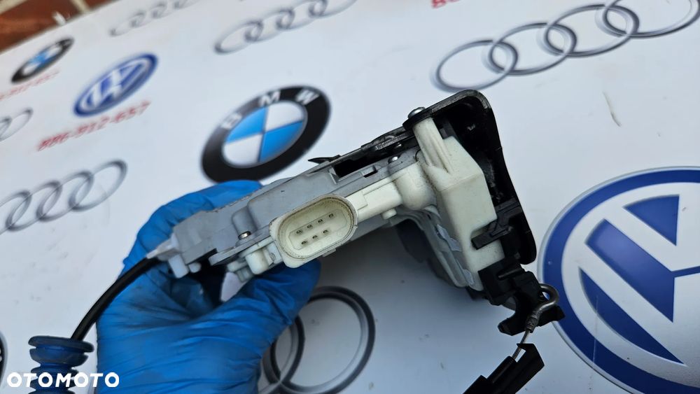 VW Passat B6 Zamek drzwi tył prawy 7 PIN Zamek drzwi tylnych prawy z linką 3C4839016A - 4