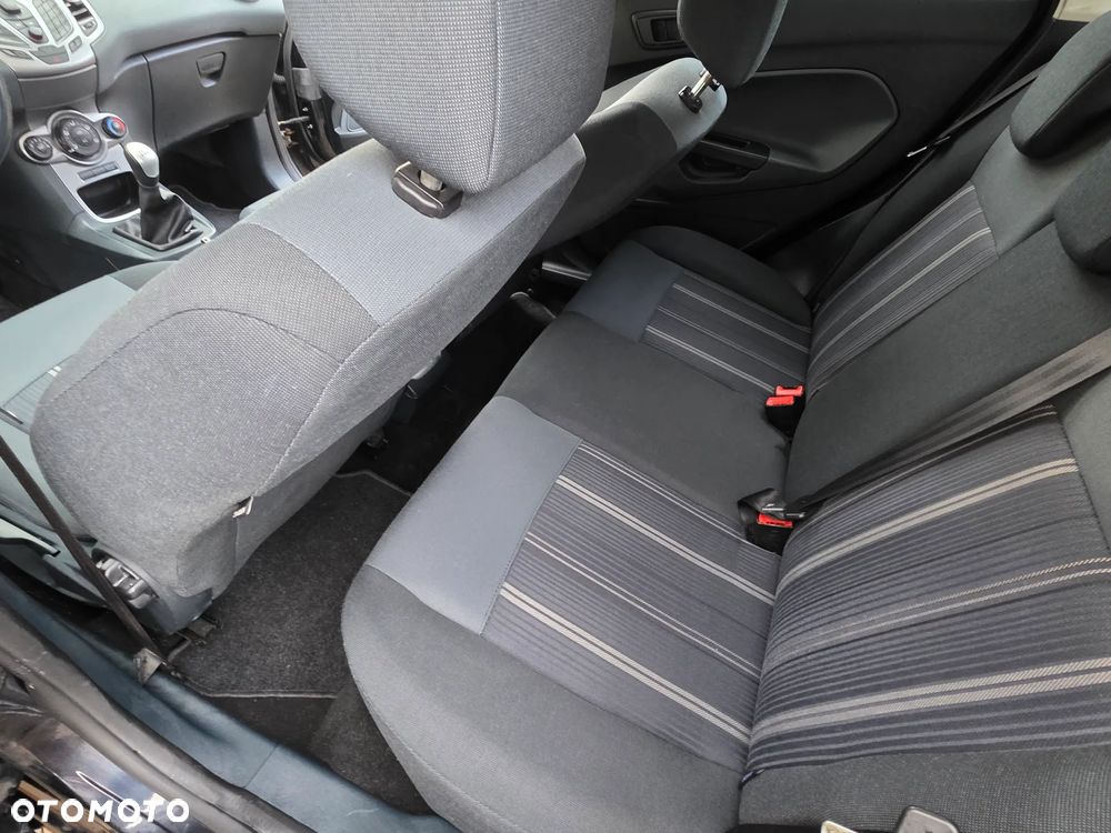 Ford Fiesta 1.6 TDCi Titanium - 8