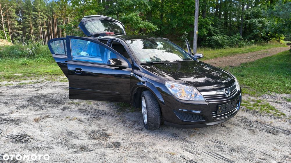 Opel Astra 1.6 Cosmo - 22