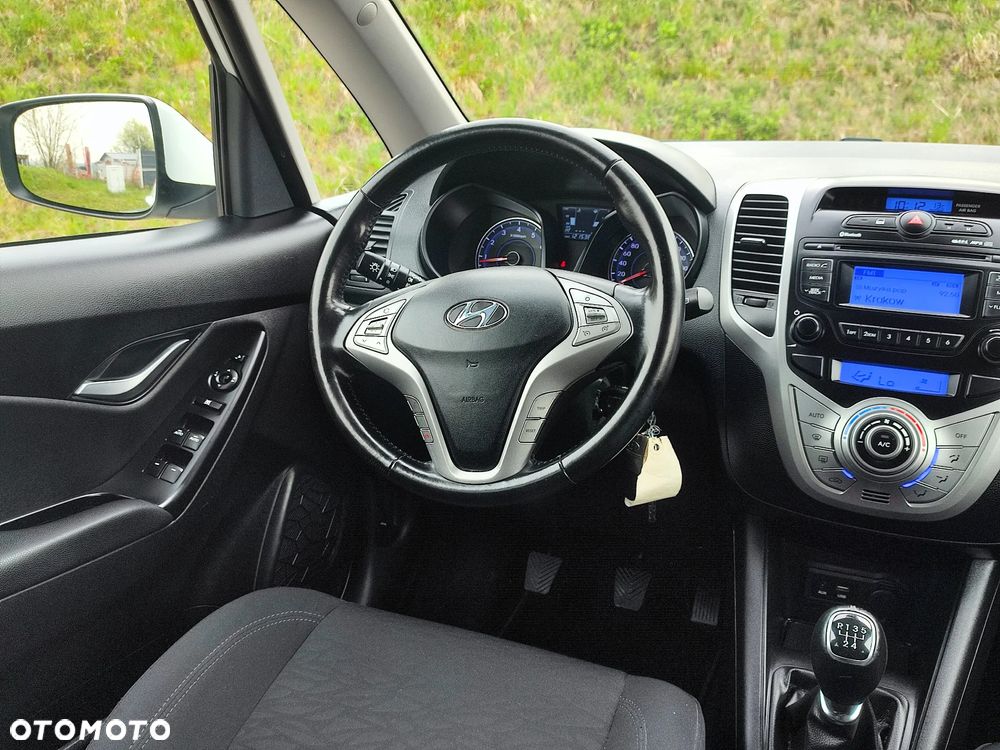 Hyundai ix20 1.4 blue YES Gold - 24