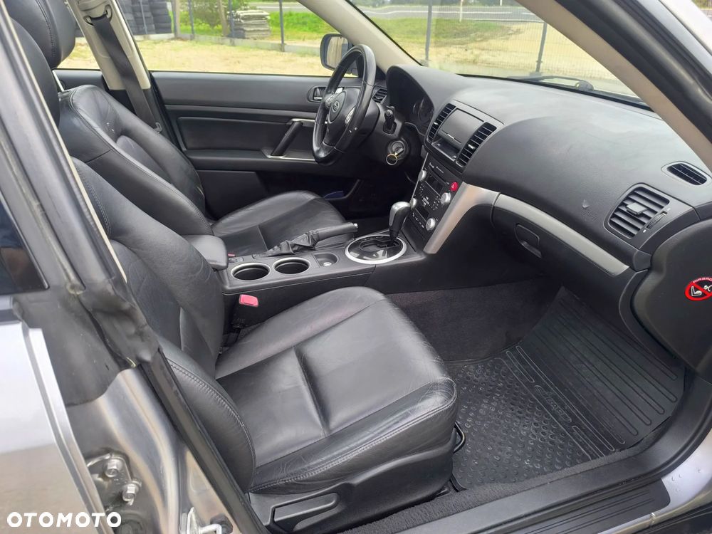 Subaru Legacy - 20