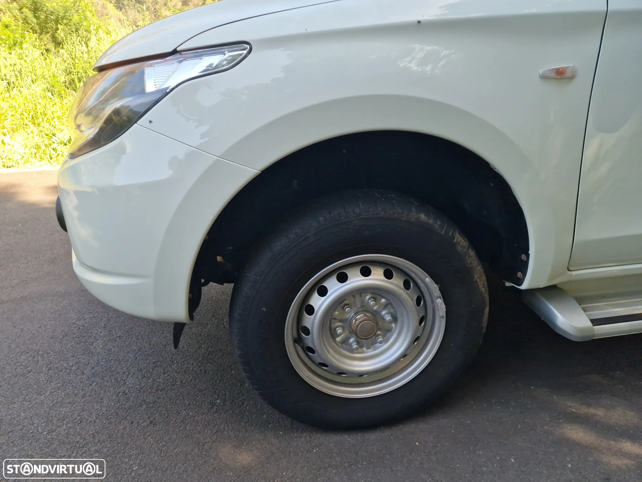Mitsubishi L200 - 13