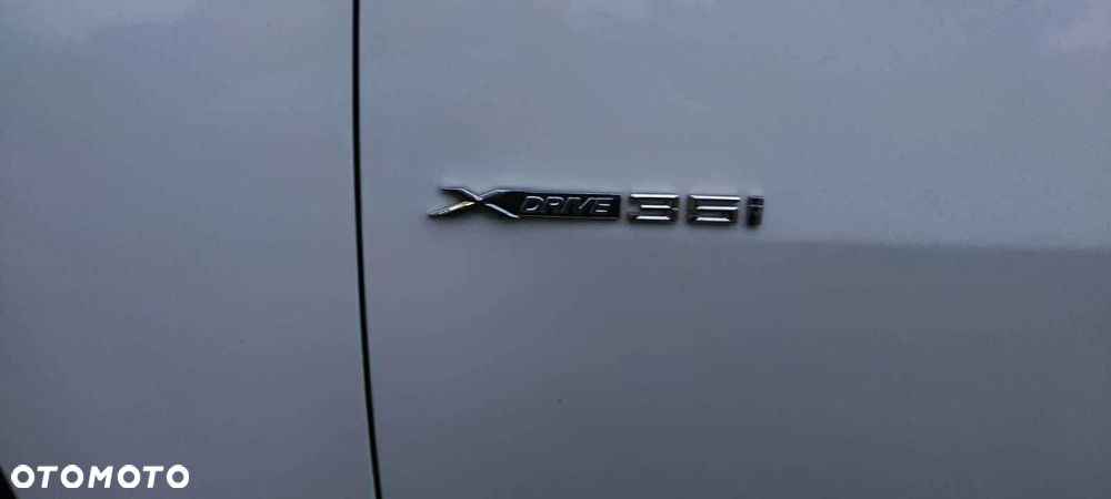 BMW X6 xDrive35i - 11