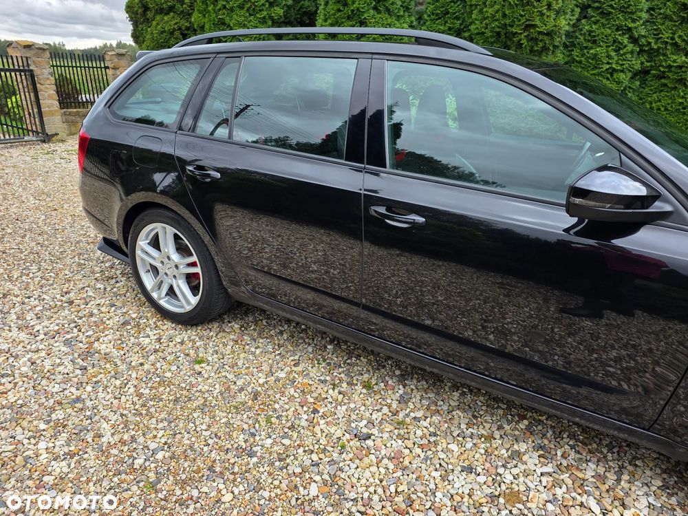 Skoda Octavia 2.0 TDI DSG RS - 10