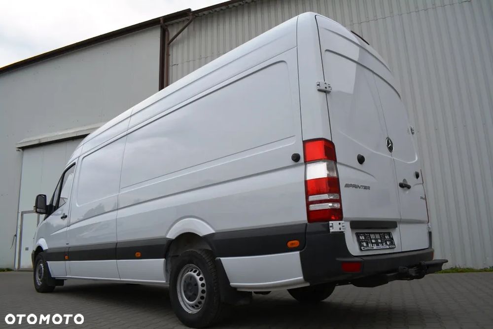 Mercedes-Benz Sprinter 319 CDI 3.0V6 MAXI - 8