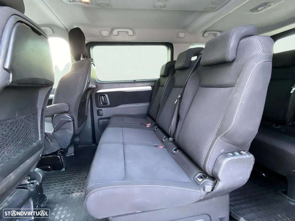 Peugeot Traveller - 16