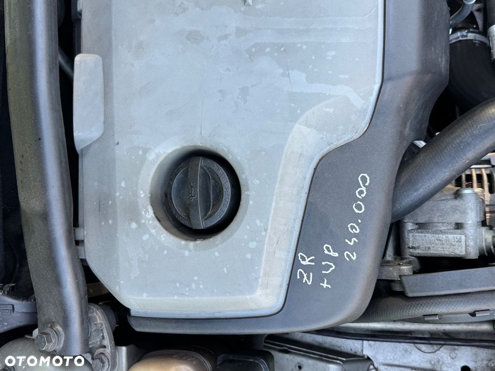 Volvo S60 2.4D5 Rubin - 12