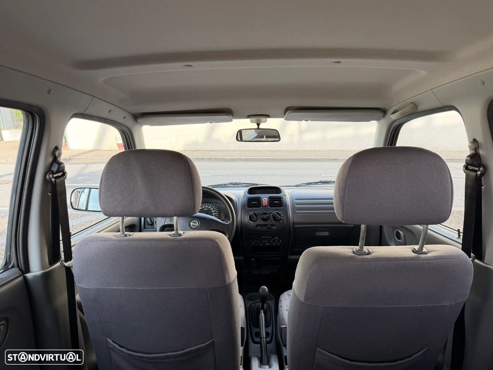 Opel Agila 1.0 12V Comfort - 24