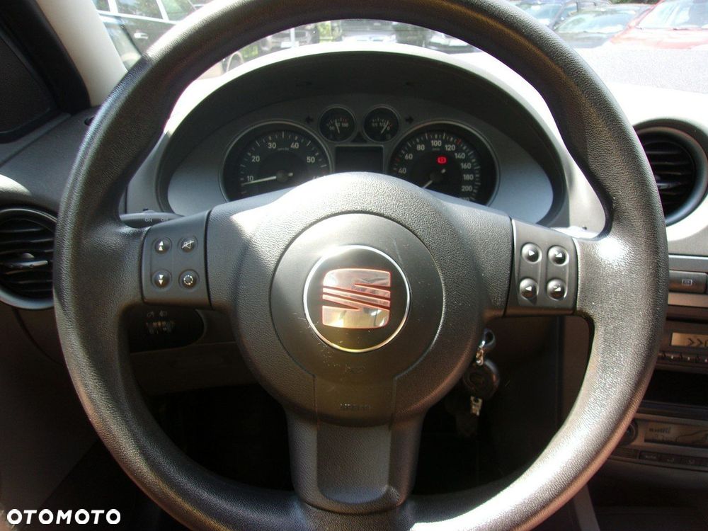 Seat Ibiza 1.4 16V Stylance - 17