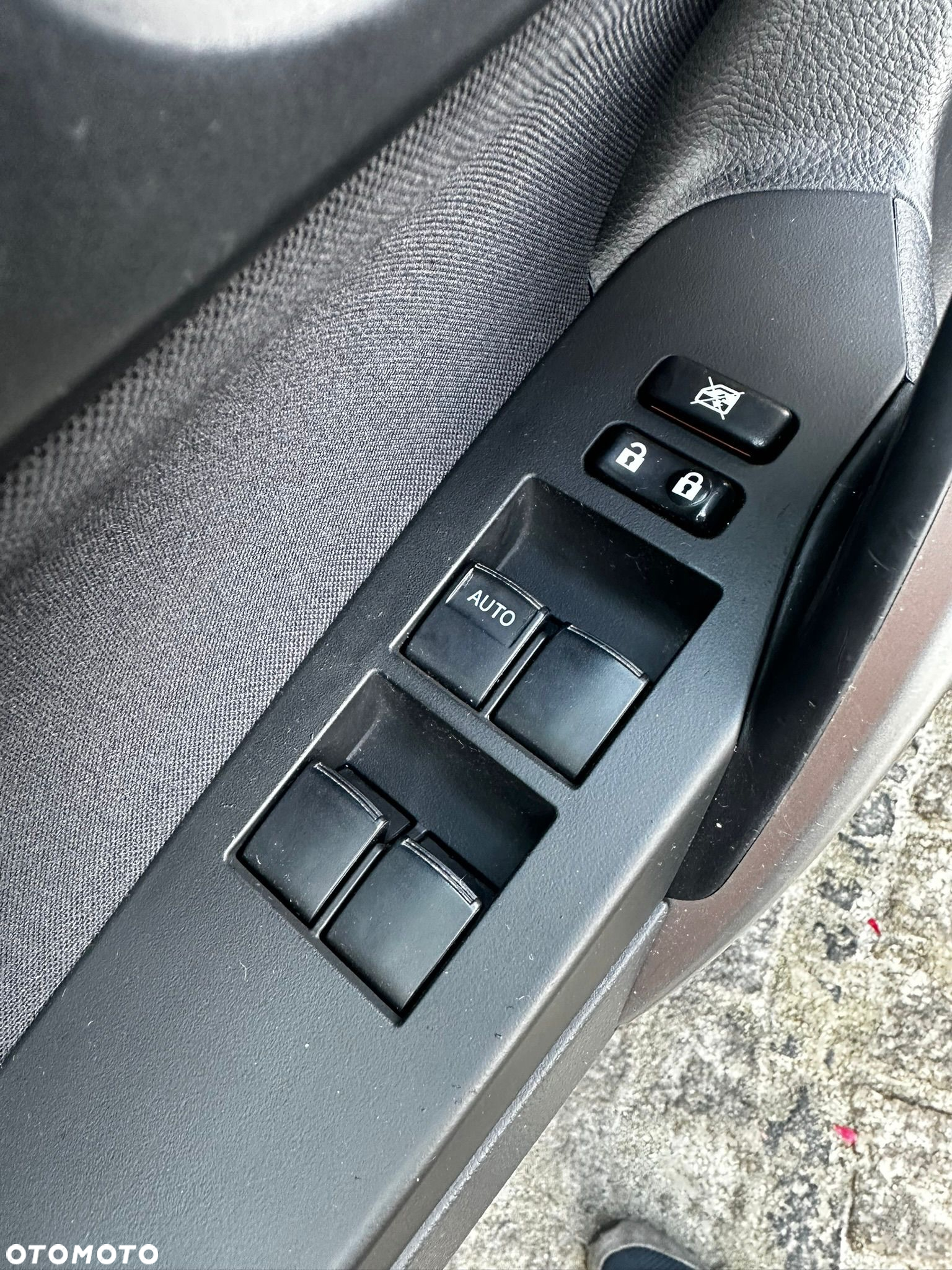 Toyota Auris 1.8 VVT-i Hybrid Automatik Touring Sports Edition - 16