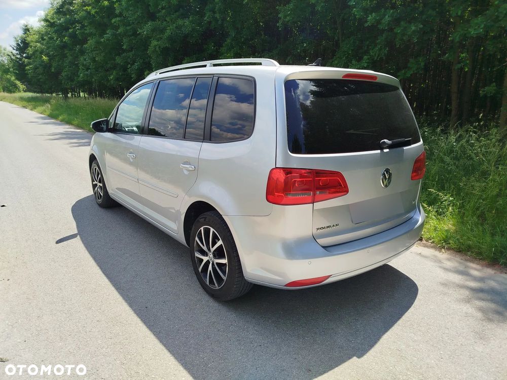 Volkswagen Touran 1.6 TDI DPF STYLE - 4