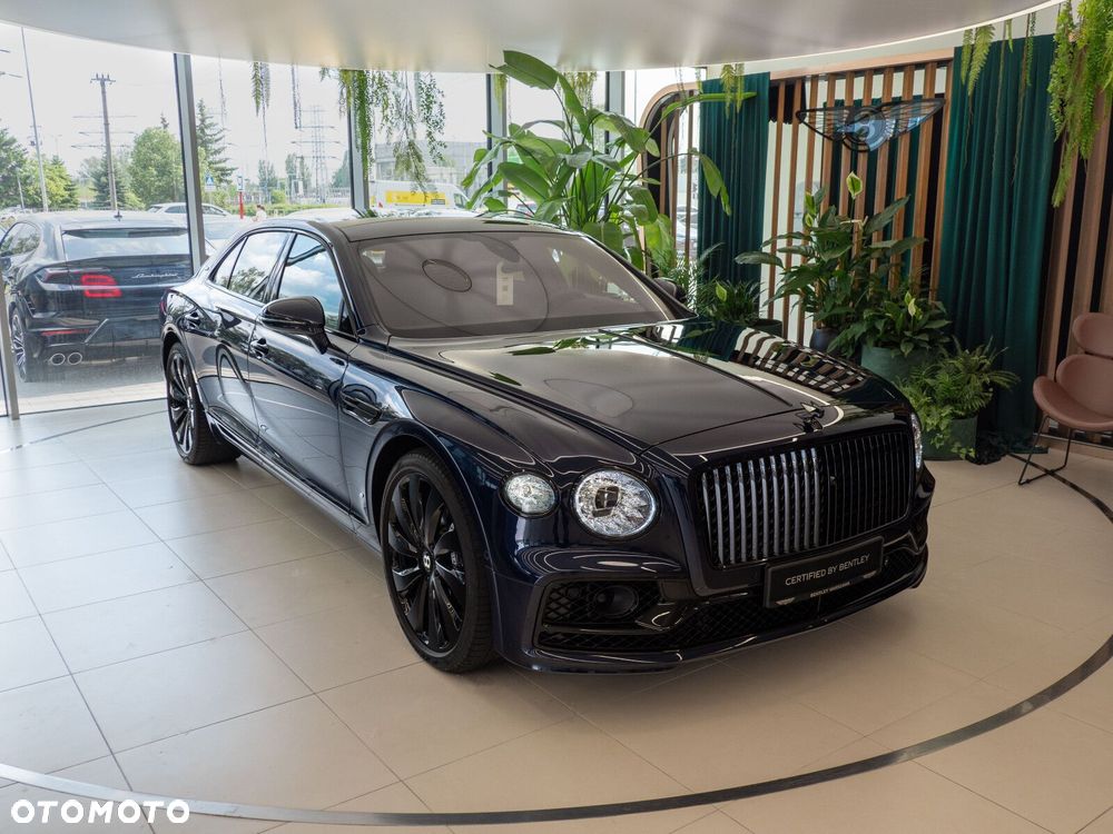 Bentley Flying Spur - 8