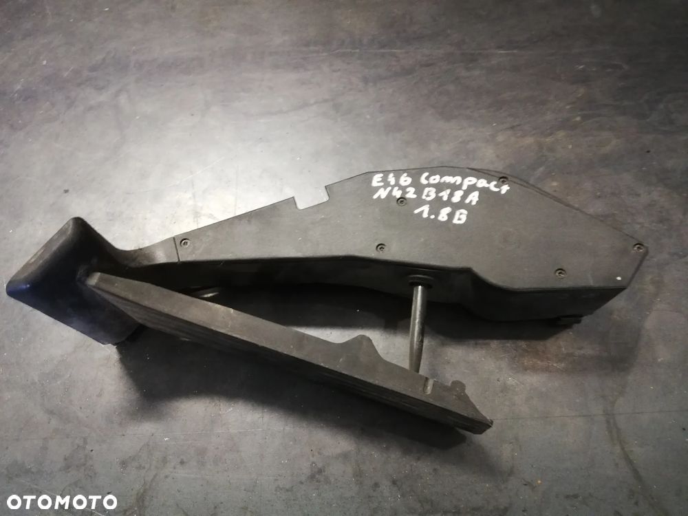 BMW E46 1.8 B PEDAŁ GAZU POTENCJOMETR 6762481 - 2