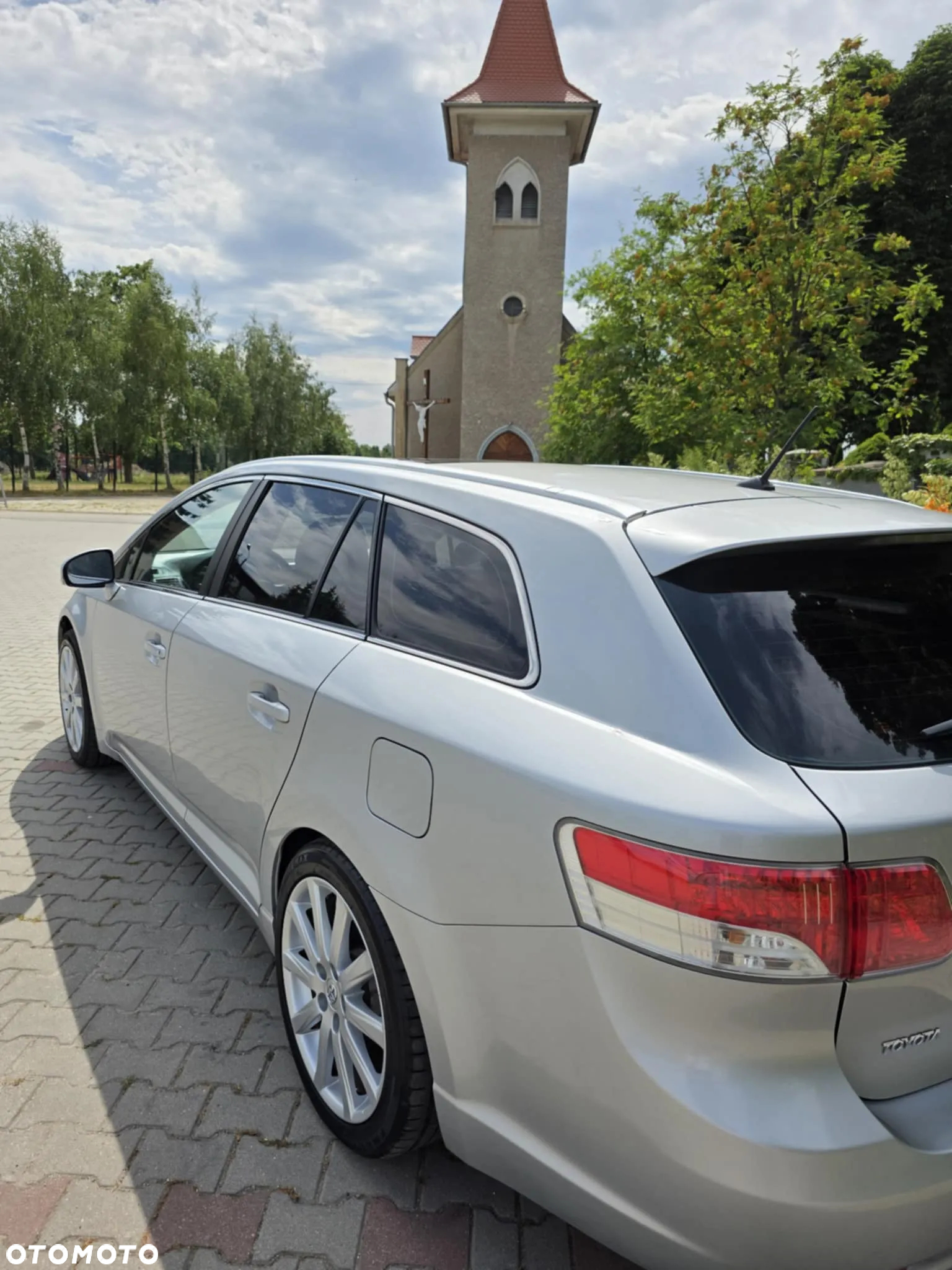 Toyota Avensis - 3