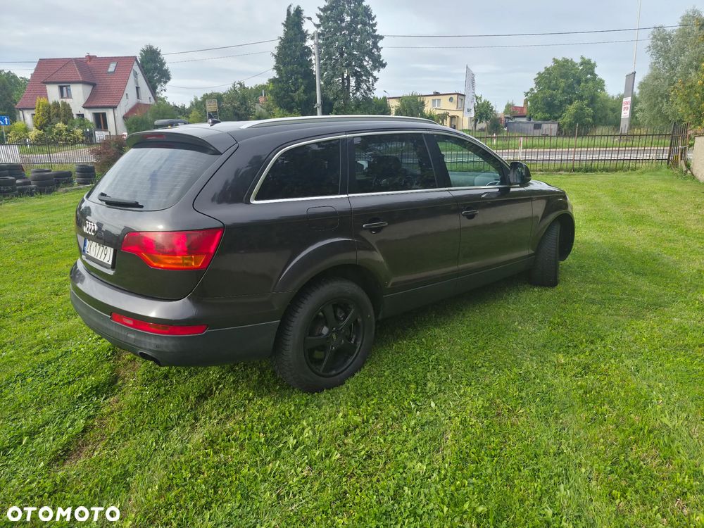 Audi Q7 - 16