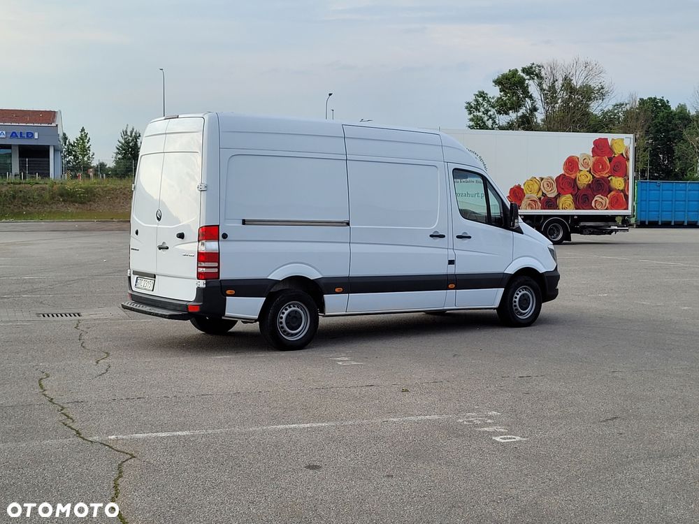 Mercedes-Benz Sprinter - 6