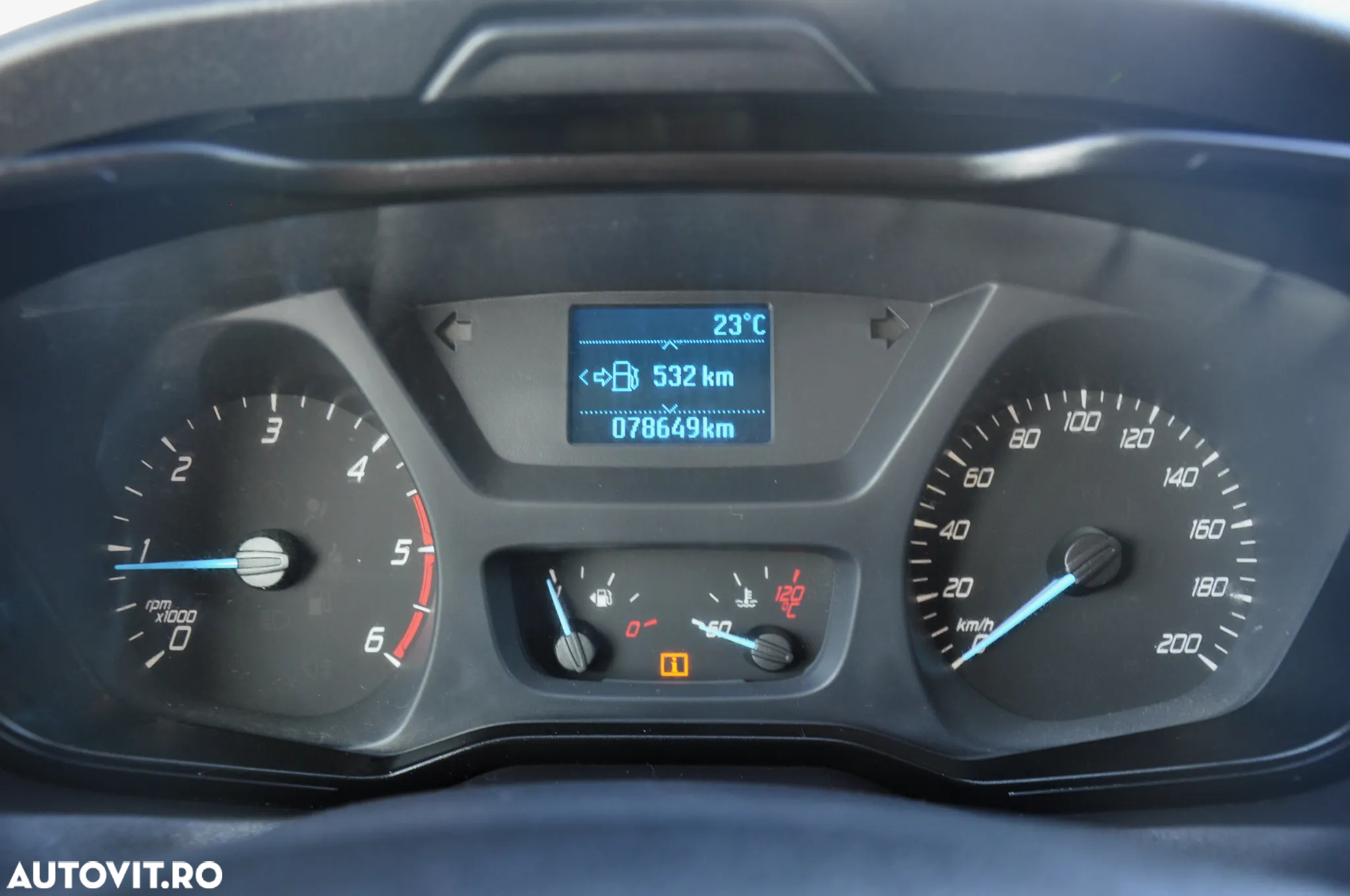 Ford Transit L4 Cub Punte Dubla - 23