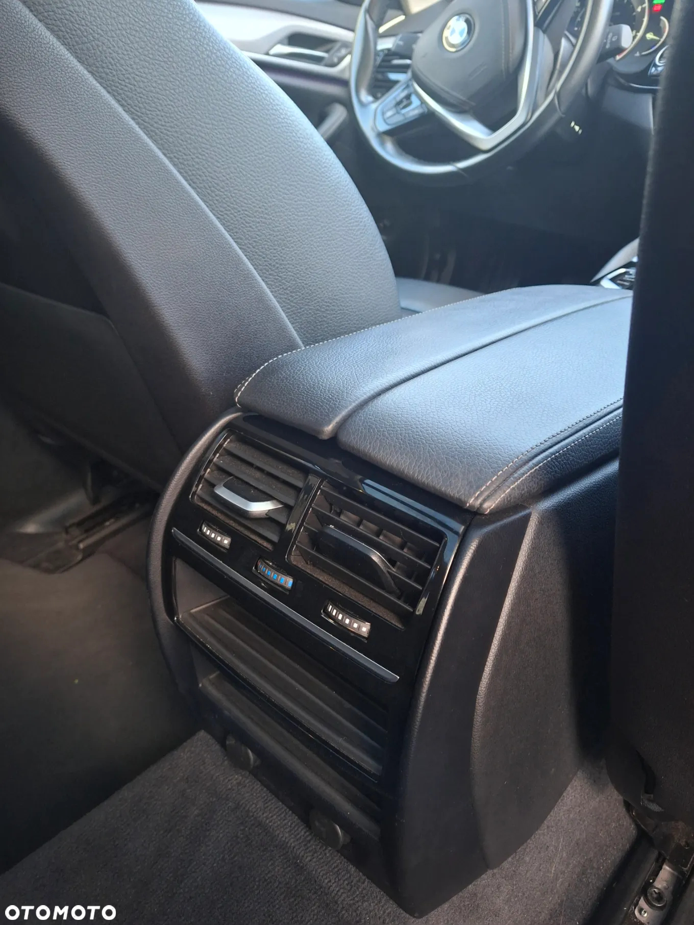 BMW Seria 5 518d Sport Line - 21
