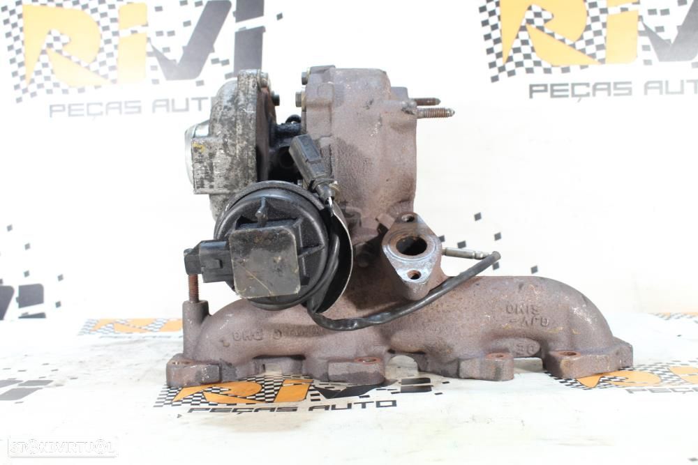 Turbo Audi A4 (8K2, B8)  03L145702e / Bv43a0138 / 2.0 Tdi - 4