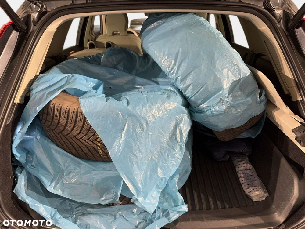 Volvo XC 60 - 18