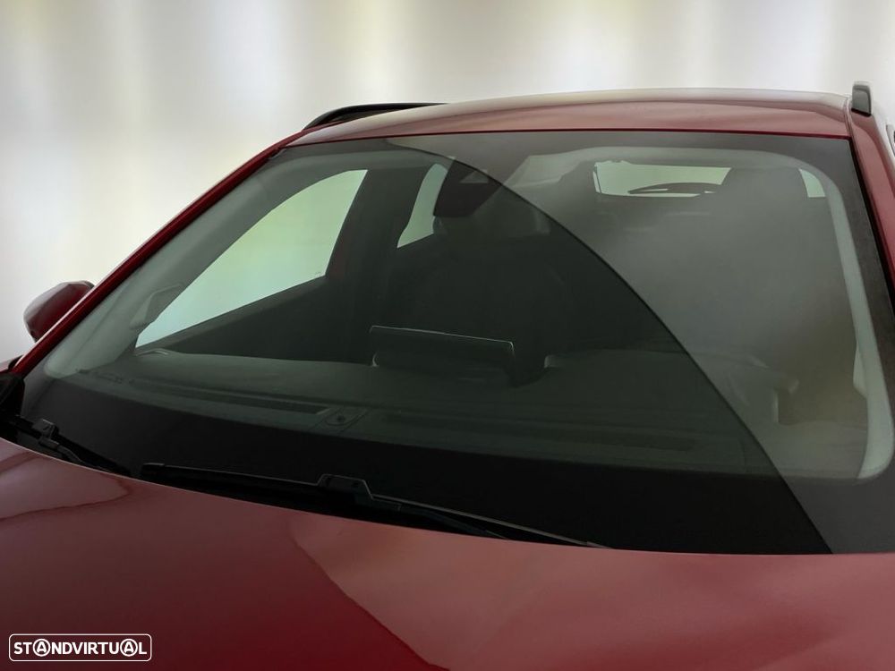 Peugeot 2008 1.2 PureTech Allure Pack - 21