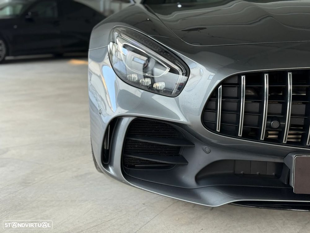 Mercedes-Benz AMG GT R - 47
