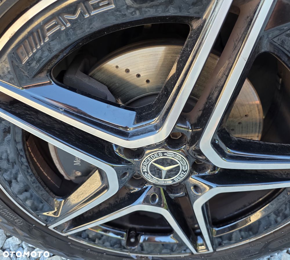 Mercedes-Benz GLB 200 d 8G-DCT AMG Line - 33