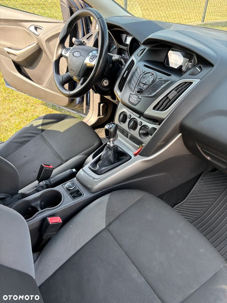 Ford Focus 1.6 TDCi Ambiente - 5