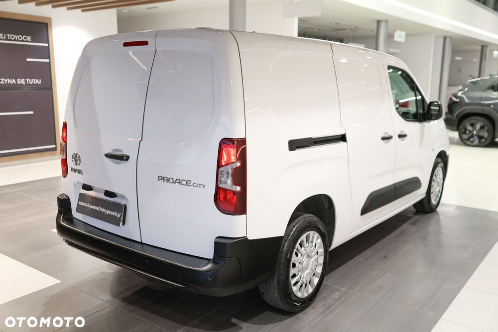 Toyota PROACE CITY - 10