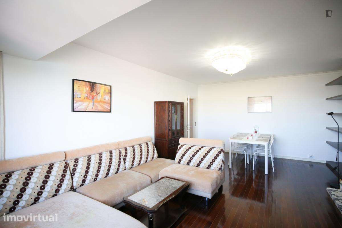 Quarto - localizado em Olaias Lisbon - Grande imagem: 4/46