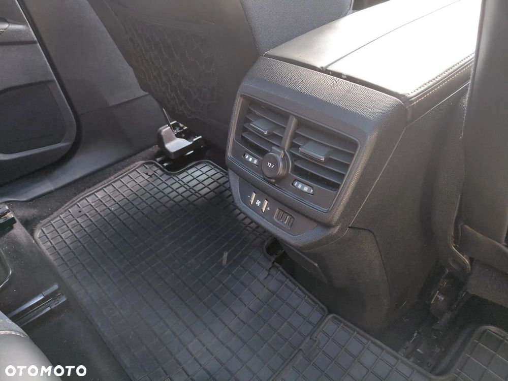 Peugeot 5008 2.0 BlueHDI GT S&S EAT6 - 29