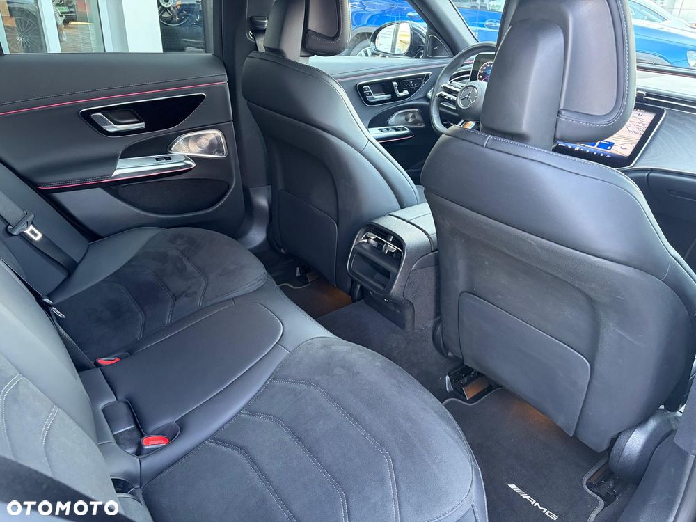 Mercedes-Benz Klasa E 220 d mHEV 4-Matic AMG 9G-Tronic - 19
