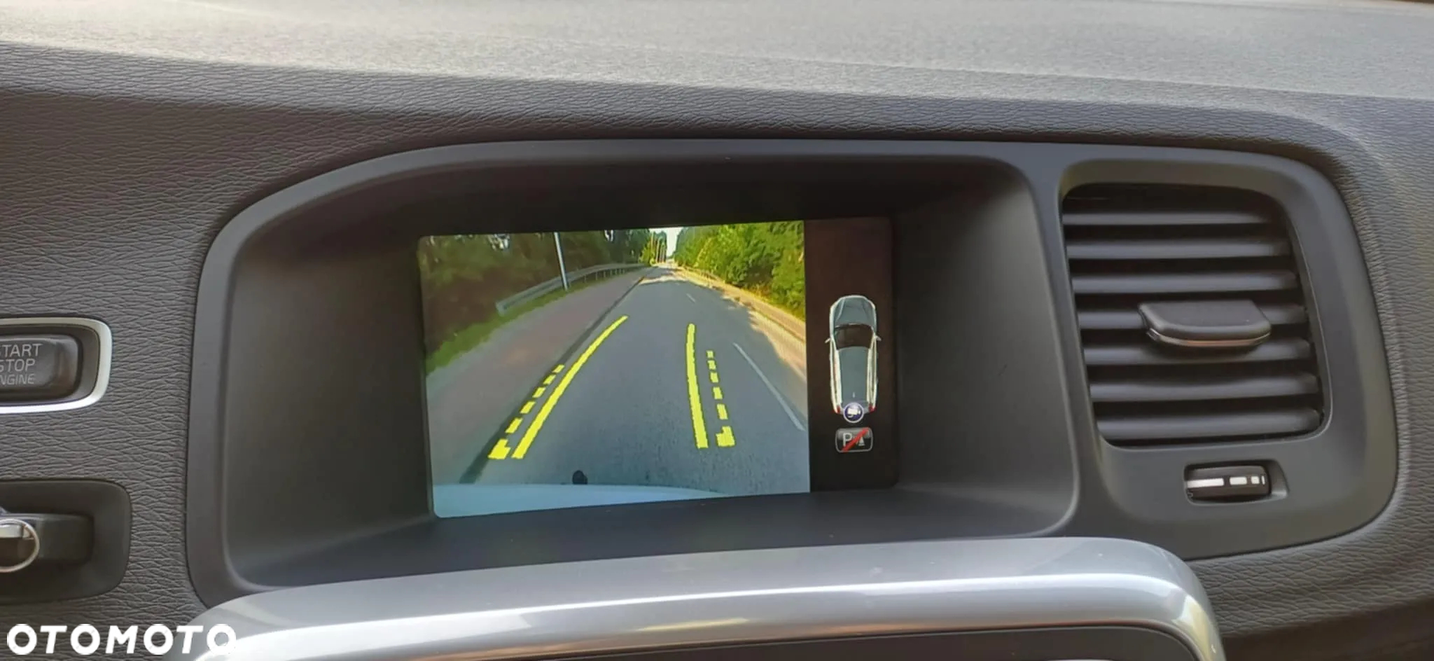 Volvo V60 Cross Country D3 Drive-E Momentum - 3