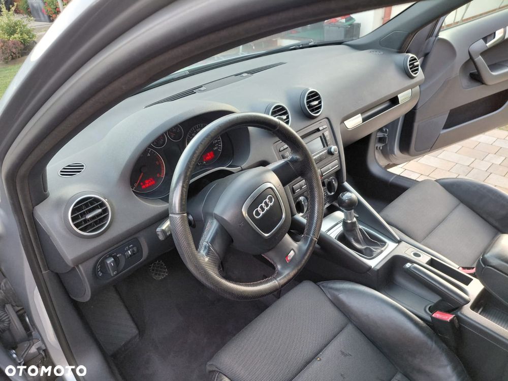 Audi A3 Sportback - 17